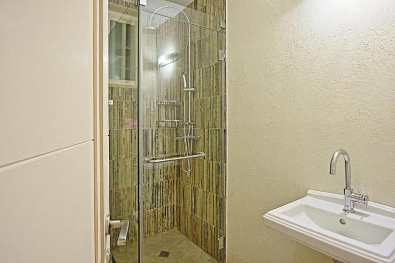 Second Bathroom with Shower